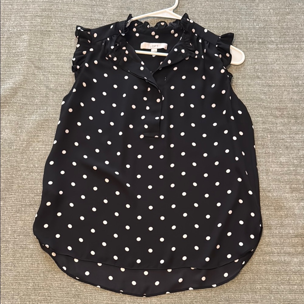 LOFT Black Sleeveless Ruffled Blouse with Peter Pan Collar